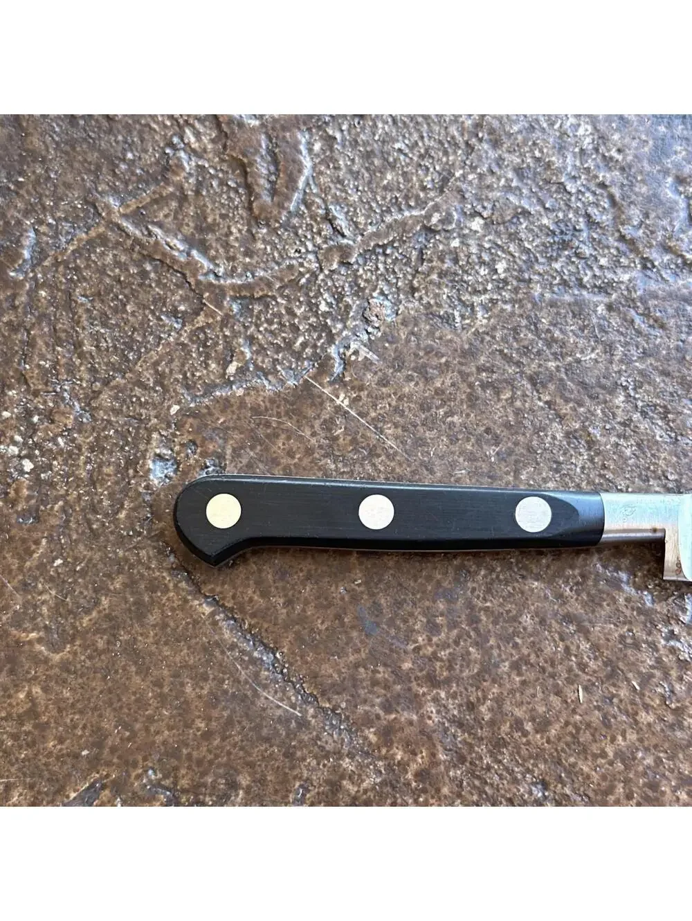 J.A HENCKELS ZWILLING PROFESSIONAL S 5” FRIODUR SERRATED UTILITY KNIFE 31025-130